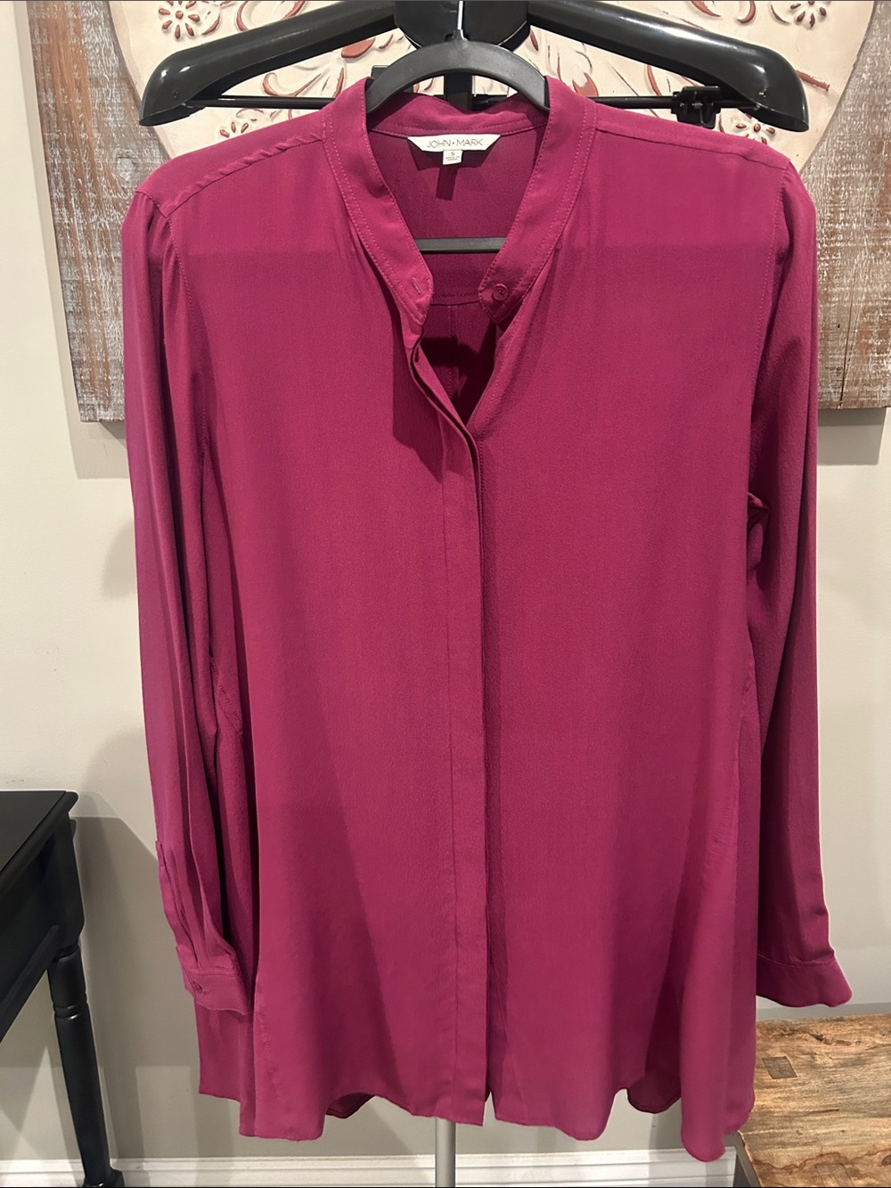 John Mark Women’s Magenta Button-Front Blouse Size Small